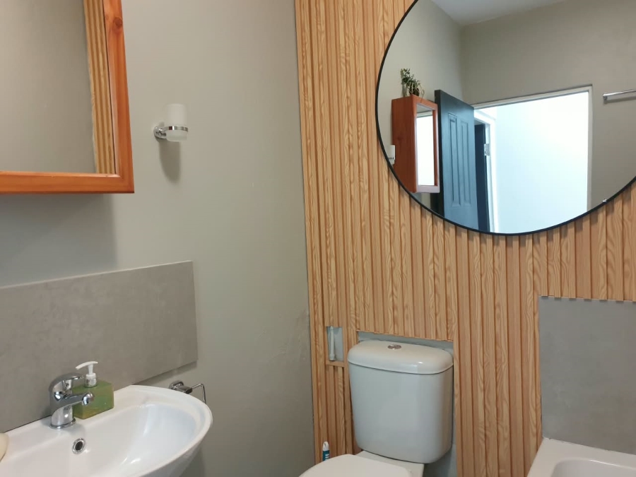 To Let 1 Bedroom Property for Rent in Diep River Western Cape
